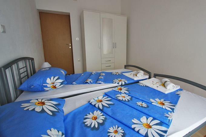 Apartmani Ante Jasenice  Exterior photo